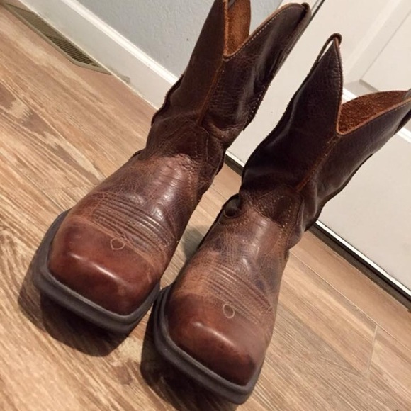 Ariat boots - Picture 2 of 2
